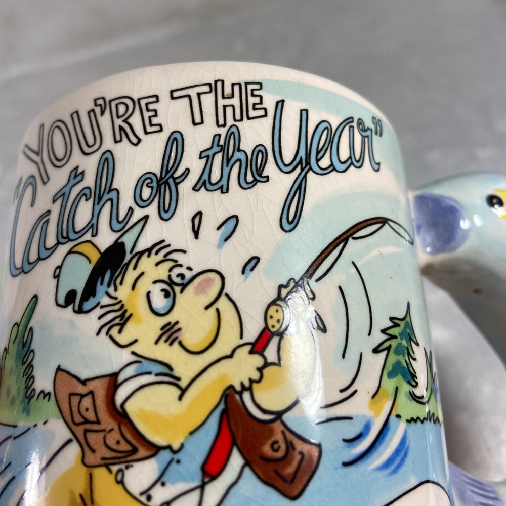 Russ "You're The Catch of the Year" Ceramic Fishing Mug Cup Fish Handle Vintage - Picture 8 of 11